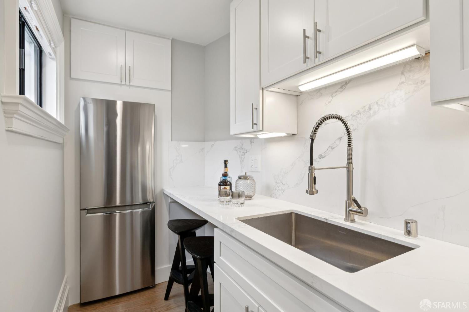 Detail Gallery Image 47 of 58 For 2841 Larkin St, San Francisco,  CA 94019 - 4 Beds | 3/1 Baths