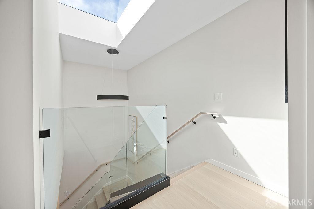 Detail Gallery Image 40 of 68 For 480 Andover St, San Francisco,  CA 94110 - 3 Beds | 3/1 Baths