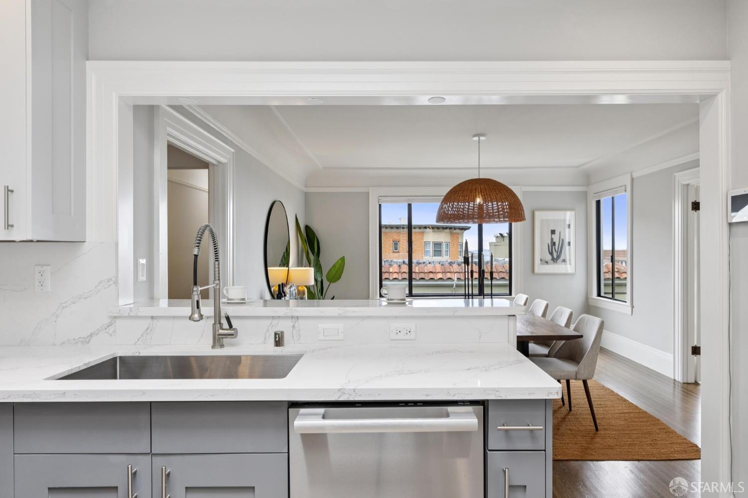 Detail Gallery Image 19 of 58 For 2841 Larkin St, San Francisco,  CA 94019 - 4 Beds | 3/1 Baths