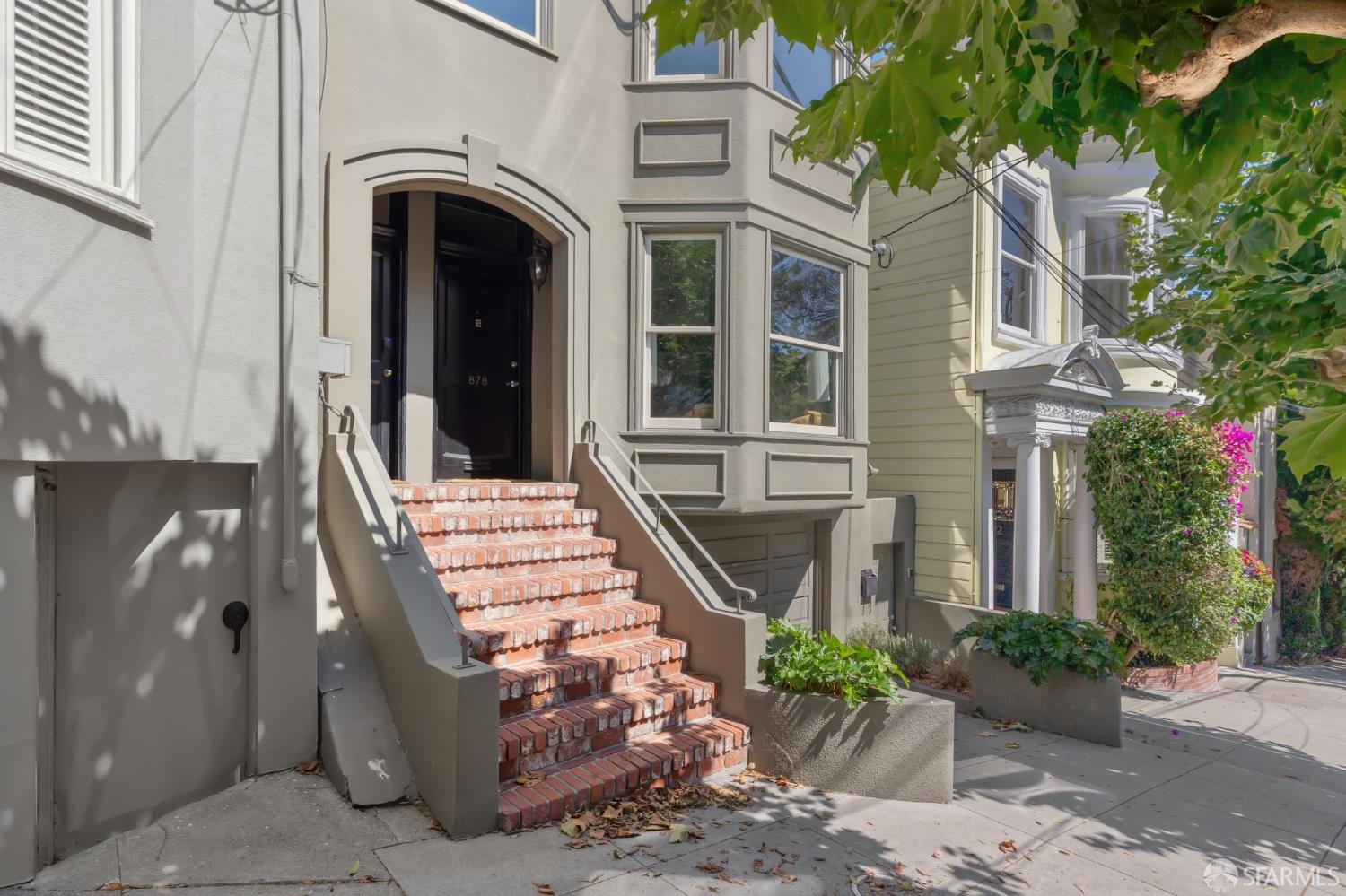 Detail Gallery Image 22 of 24 For 880 Chestnut St, San Francisco,  CA 94133 - 2 Beds | 1 Baths
