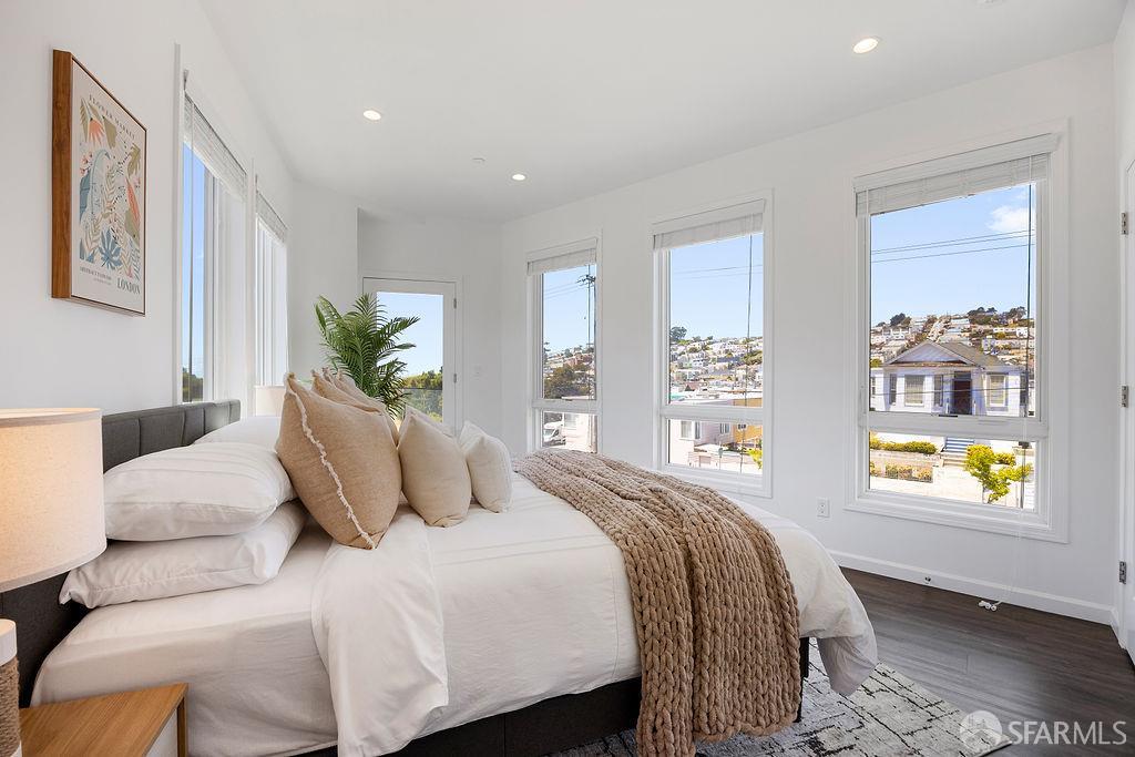 Detail Gallery Image 14 of 30 For 299 Sagamore St, San Francisco,  CA 94112 - 5 Beds | 4 Baths