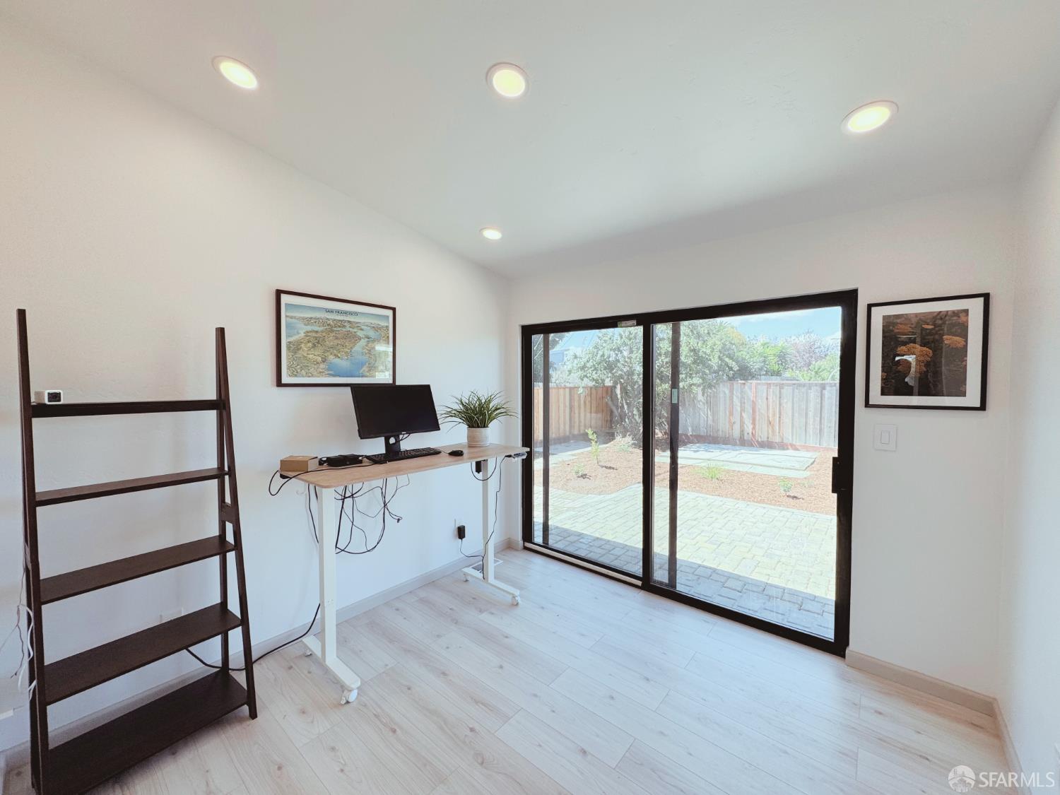 Detail Gallery Image 20 of 33 For 1517 Maxine Ave, San Mateo,  CA 94401 - 3 Beds | 2 Baths