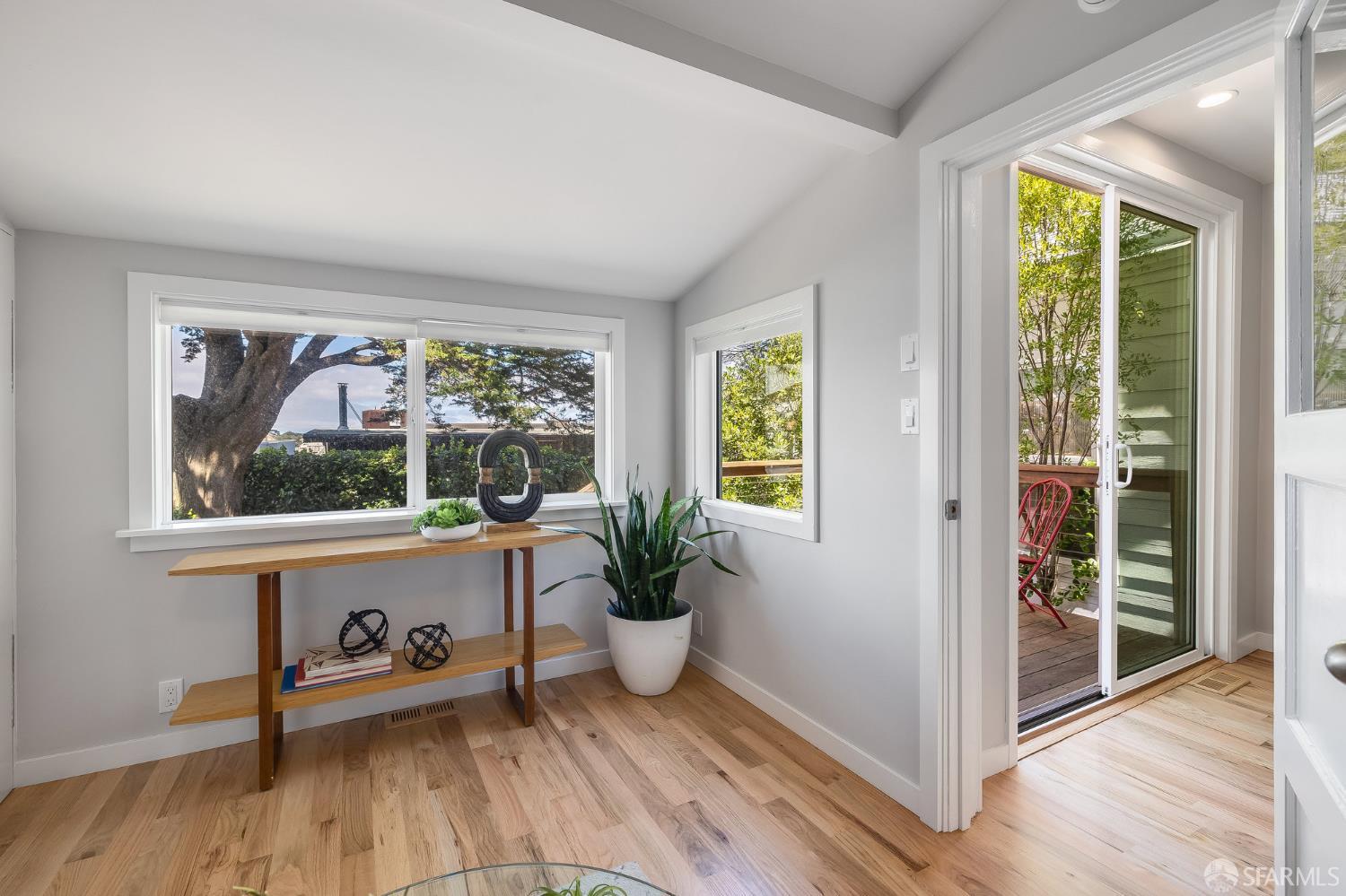 Detail Gallery Image 20 of 57 For 524 28th St, San Francisco,  CA 94131 - 3 Beds | 1 Baths