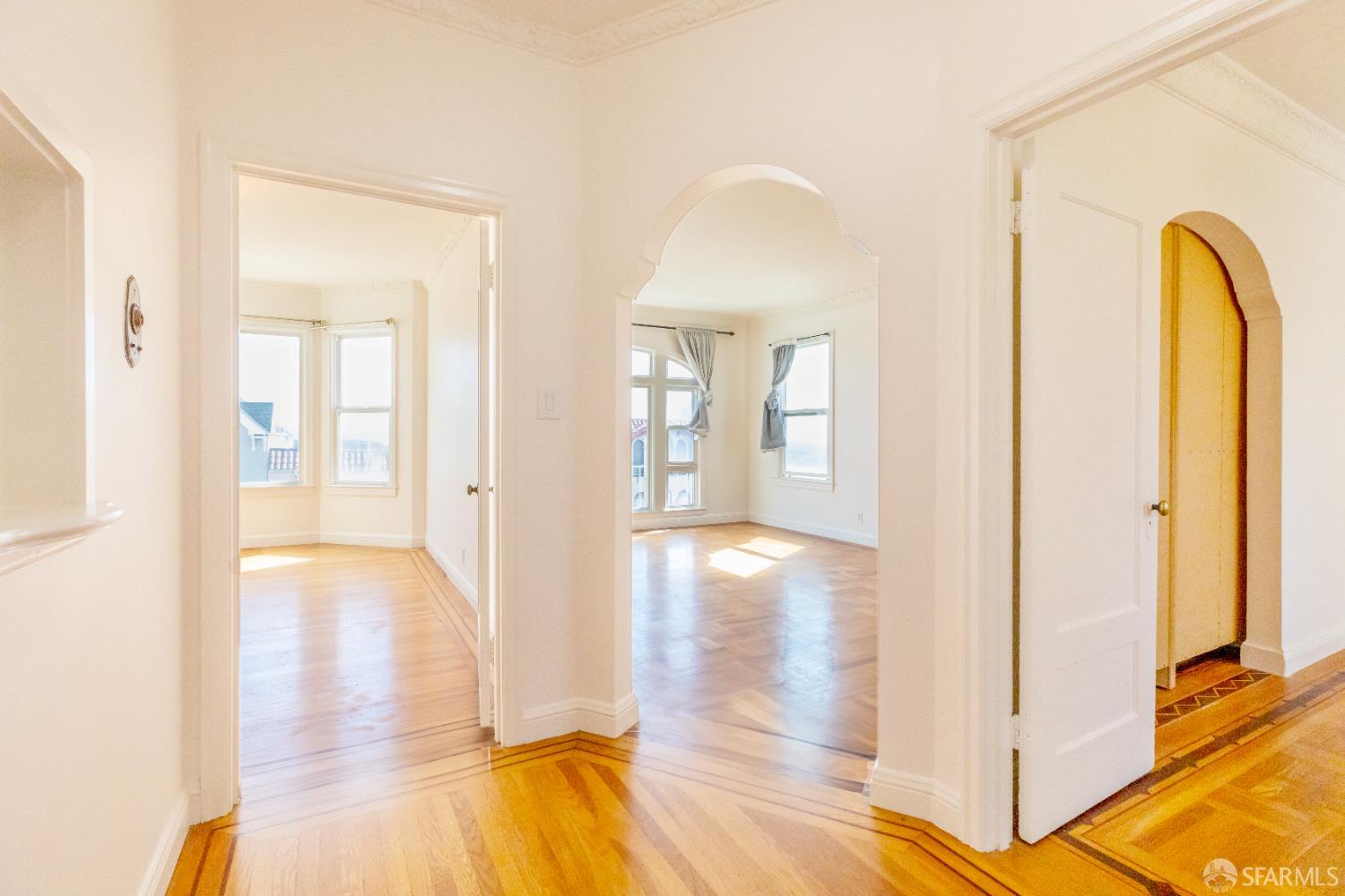 Detail Gallery Image 6 of 91 For 1414 Taraval St, San Francisco,  CA 94116 - – Beds | – Baths