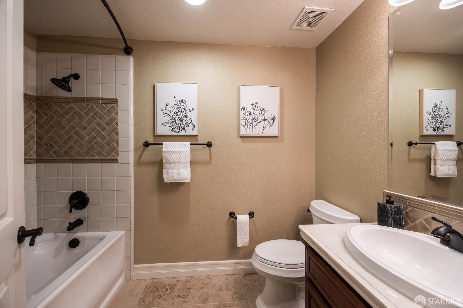 Detail Gallery Image 52 of 67 For 15 Poppy Ct, San Mateo,  CA 94403 - 4 Beds | 4/1 Baths