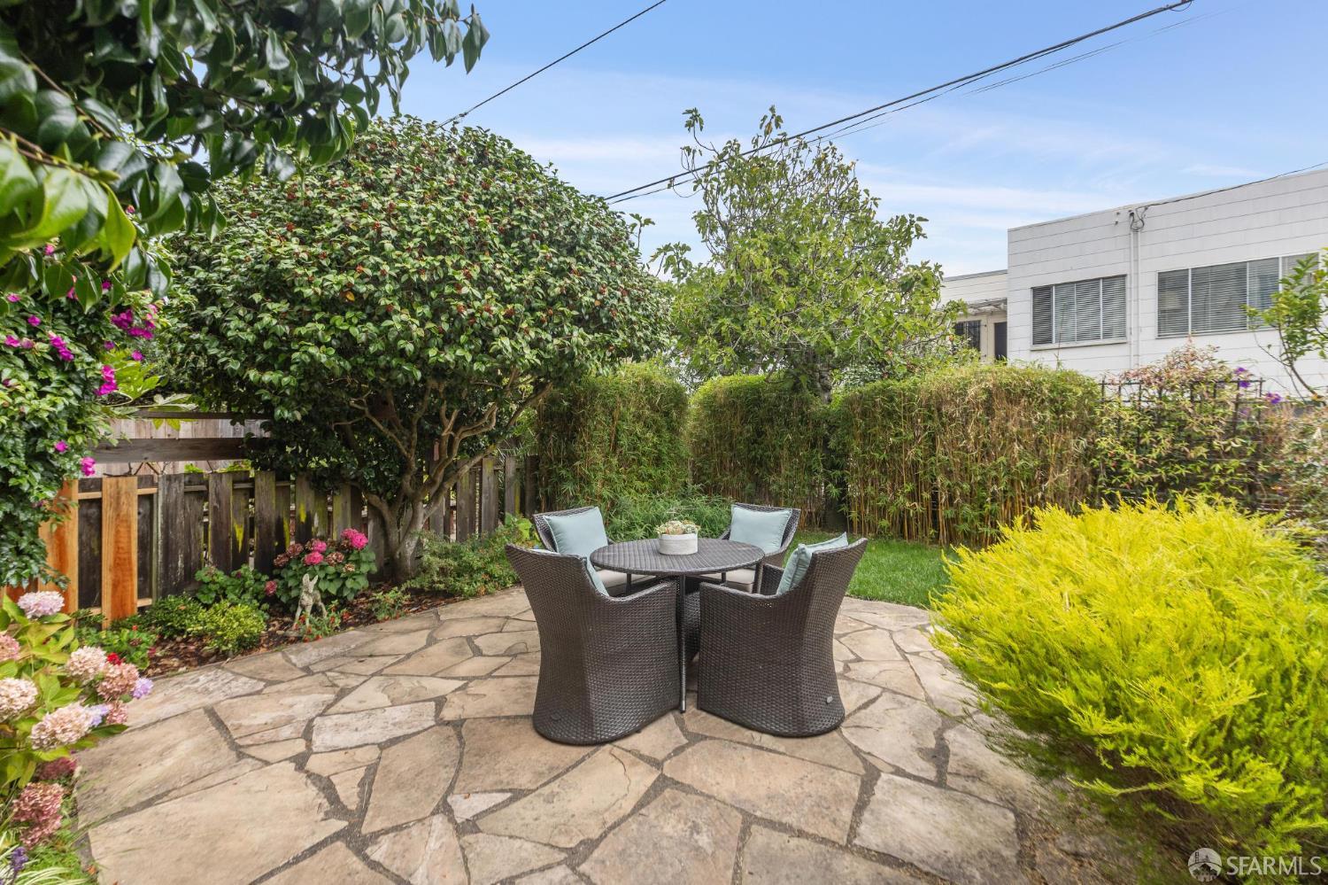 Detail Gallery Image 24 of 30 For 3518 Scott St, San Francisco,  CA 94123 - 2 Beds | 1 Baths