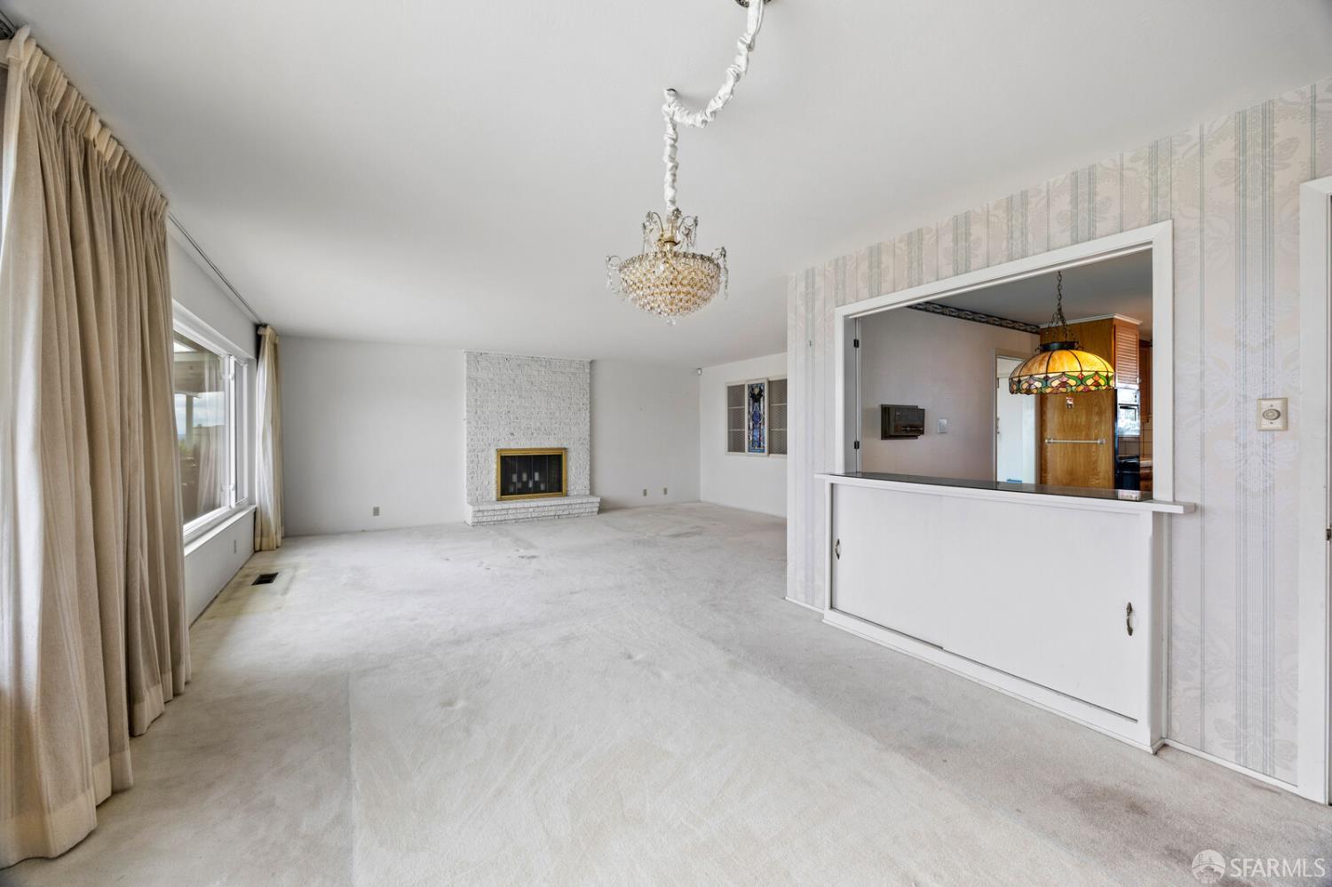 Detail Gallery Image 10 of 32 For 1033 Hewitt Dr, San Carlos,  CA 94070 - 3 Beds | 2 Baths