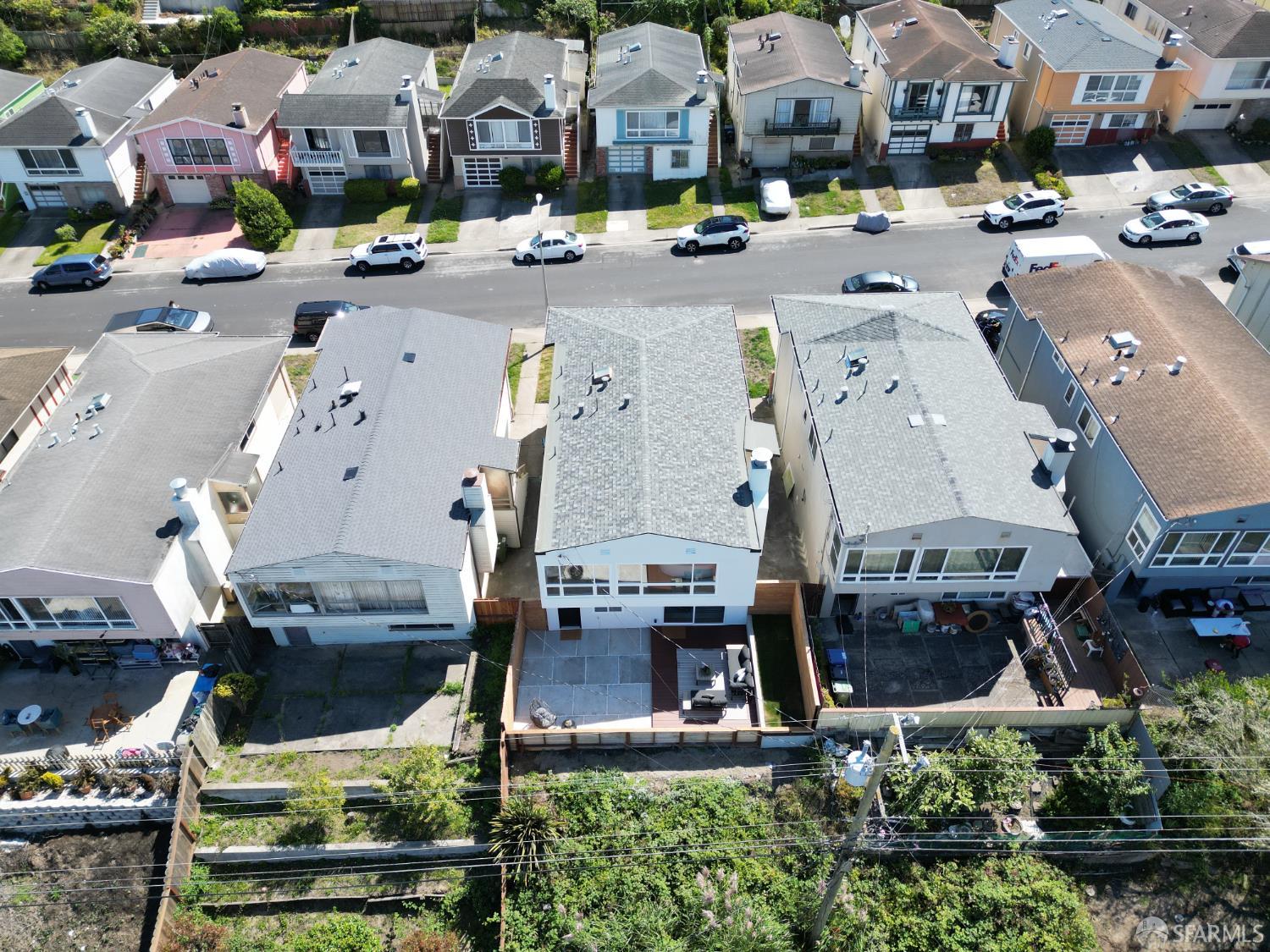 Detail Gallery Image 51 of 66 For 70 Woodside Ave, Daly City,  CA 94015 - 4 Beds | 3 Baths