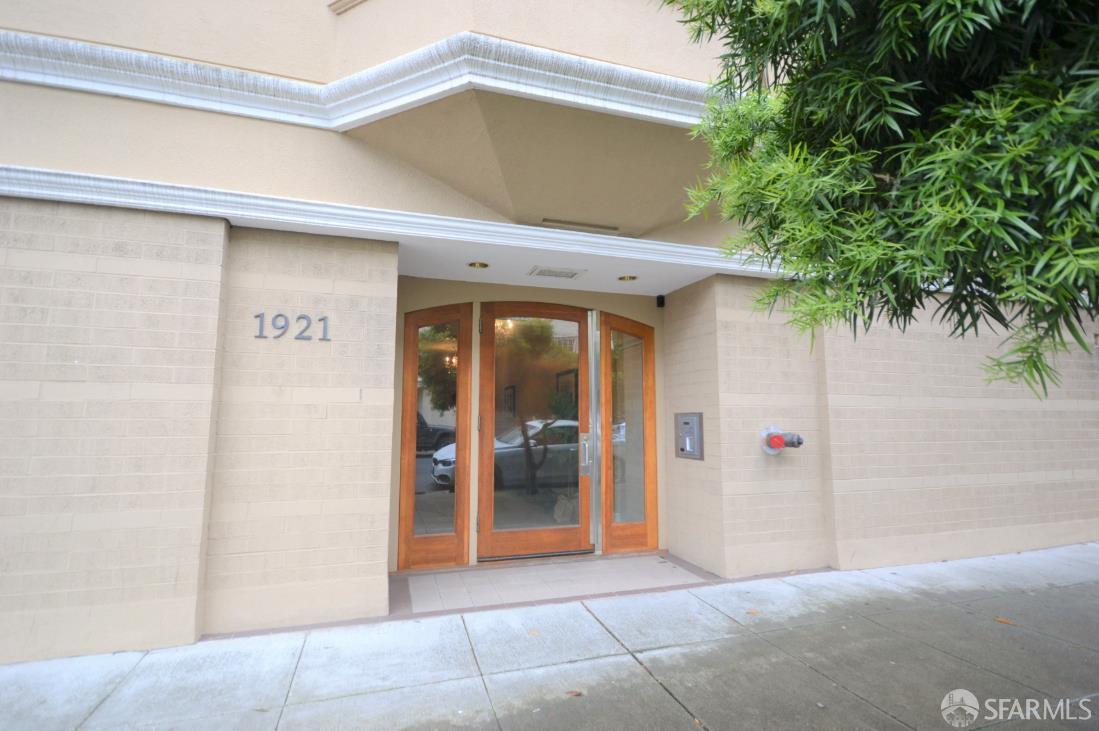 Detail Gallery Image 2 of 17 For 1921 N Jefferson St #204,  San Francisco,  CA 94123 - 1 Beds | 1 Baths