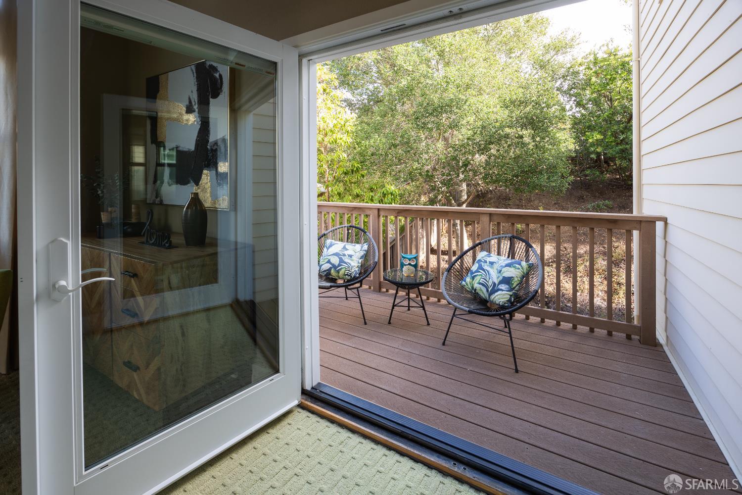 Detail Gallery Image 25 of 67 For 15 Poppy Ct, San Mateo,  CA 94403 - 4 Beds | 4/1 Baths