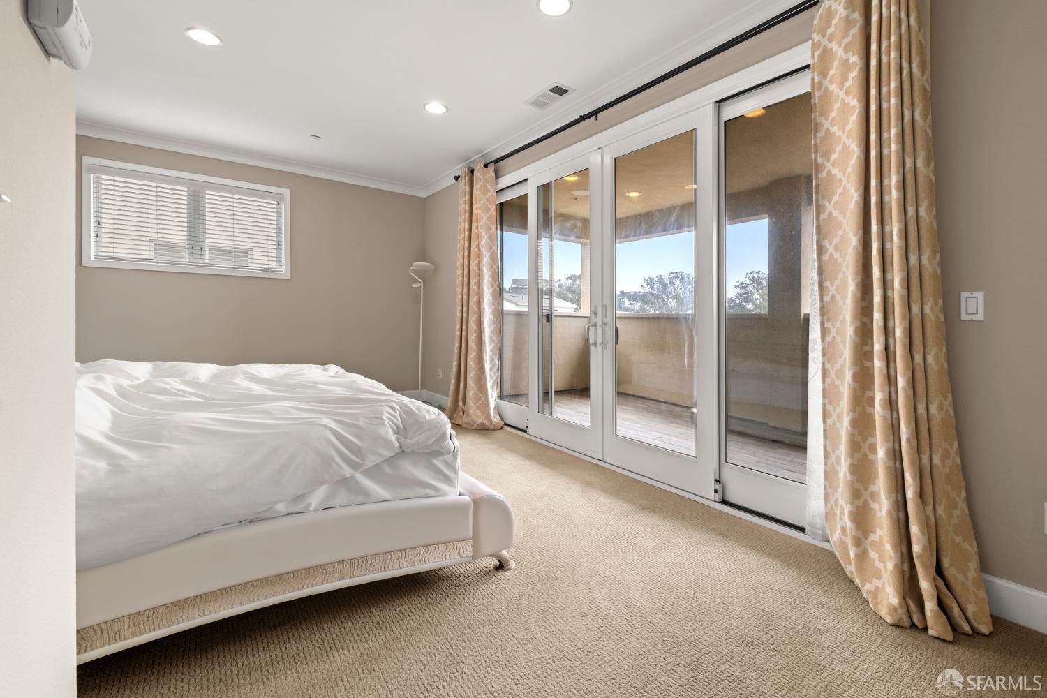 Detail Gallery Image 20 of 29 For 73 Summit Way, San Francisco,  CA 94132 - 3 Beds | 2/1 Baths
