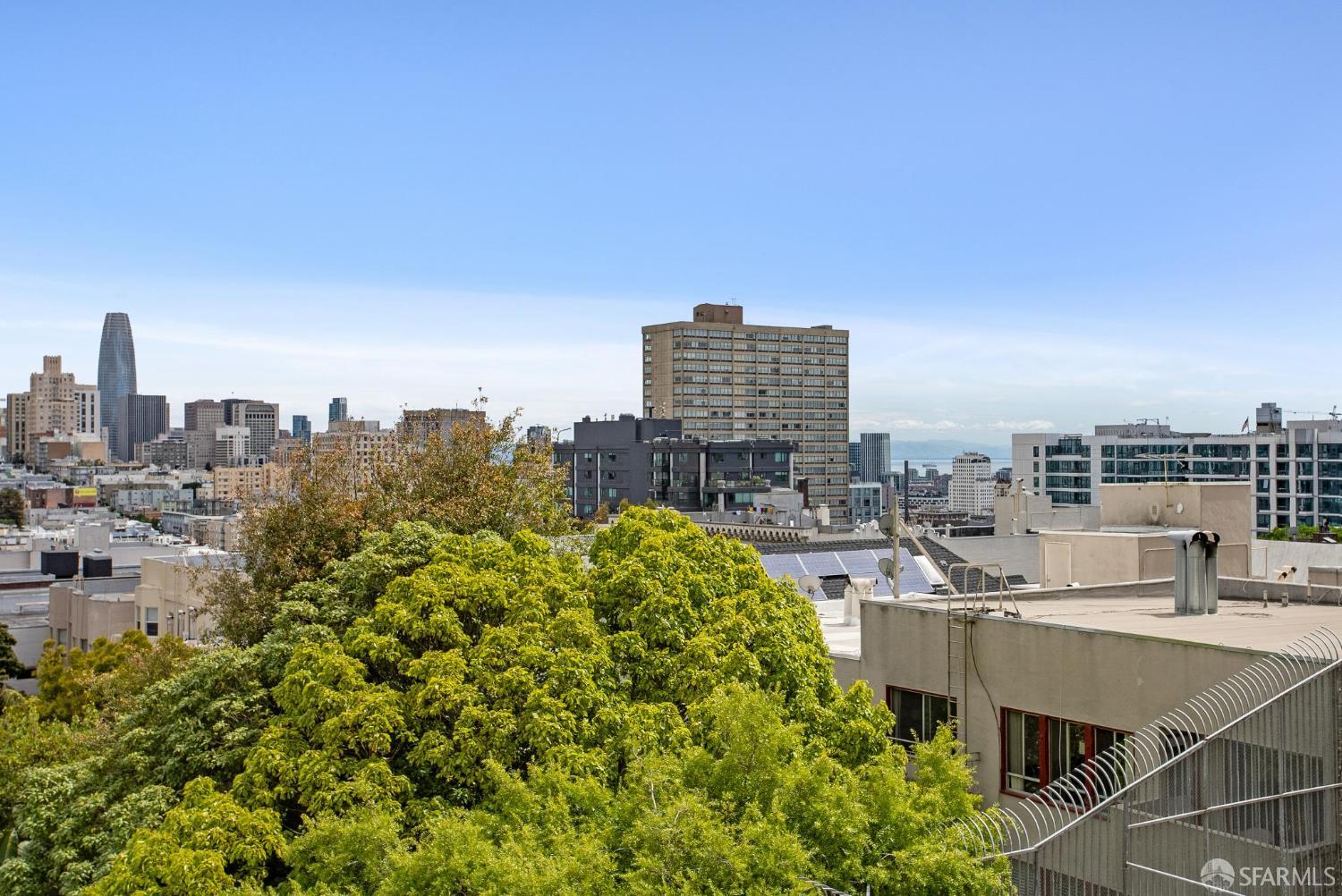 Photo #17: 425072496 Listing: Photo #17