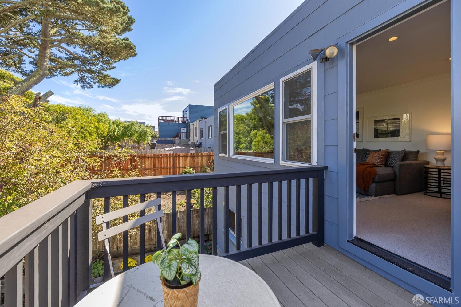 Detail Gallery Image 34 of 84 For 1942 24th Ave, San Francisco,  CA 94116 - 3 Beds | 1/1 Baths