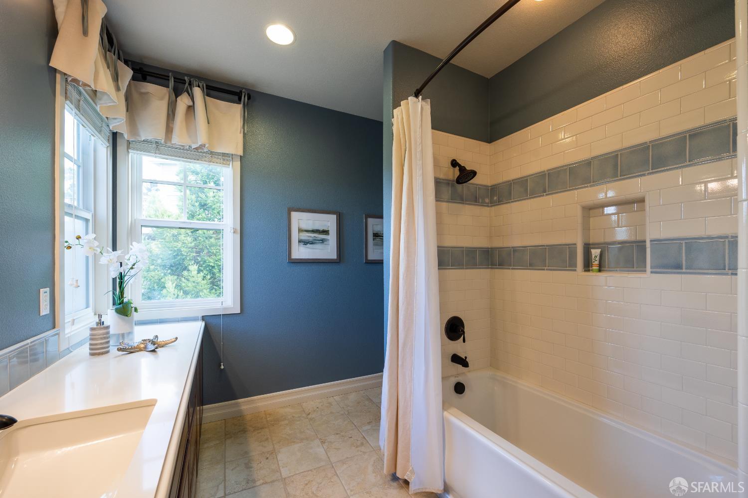 Detail Gallery Image 43 of 67 For 15 Poppy Ct, San Mateo,  CA 94403 - 4 Beds | 4/1 Baths