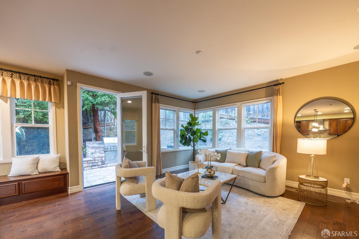 Detail Gallery Image 18 of 67 For 15 Poppy Ct, San Mateo,  CA 94403 - 4 Beds | 4/1 Baths