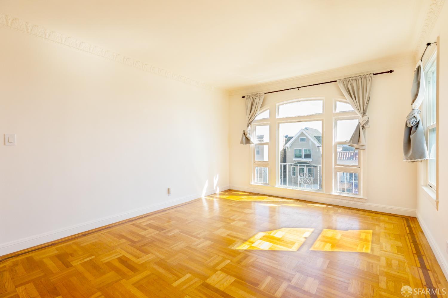 Detail Gallery Image 8 of 91 For 1414 Taraval St, San Francisco,  CA 94116 - – Beds | – Baths