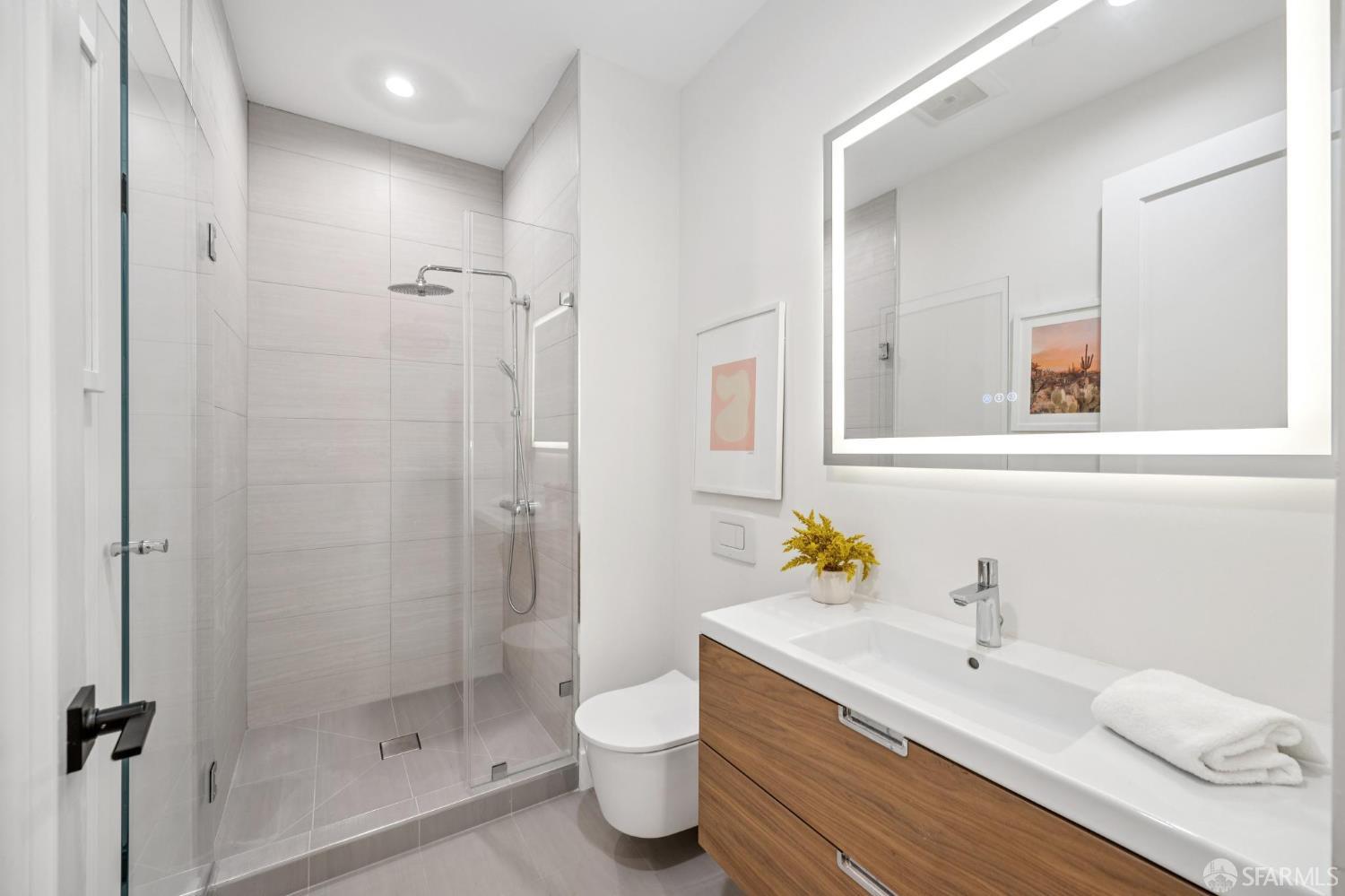 Detail Gallery Image 54 of 68 For 592 Sanchez St, San Francisco,  CA 94114 - 3 Beds | 3/1 Baths
