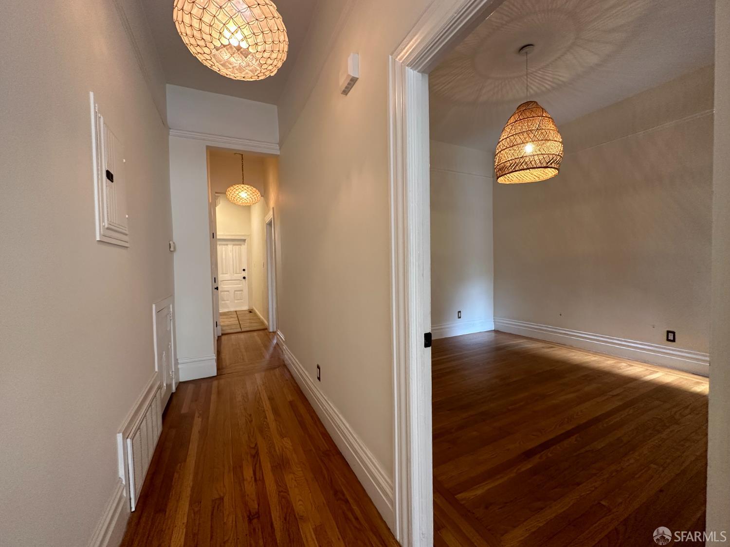 Photo #6: 425072553 Listing 