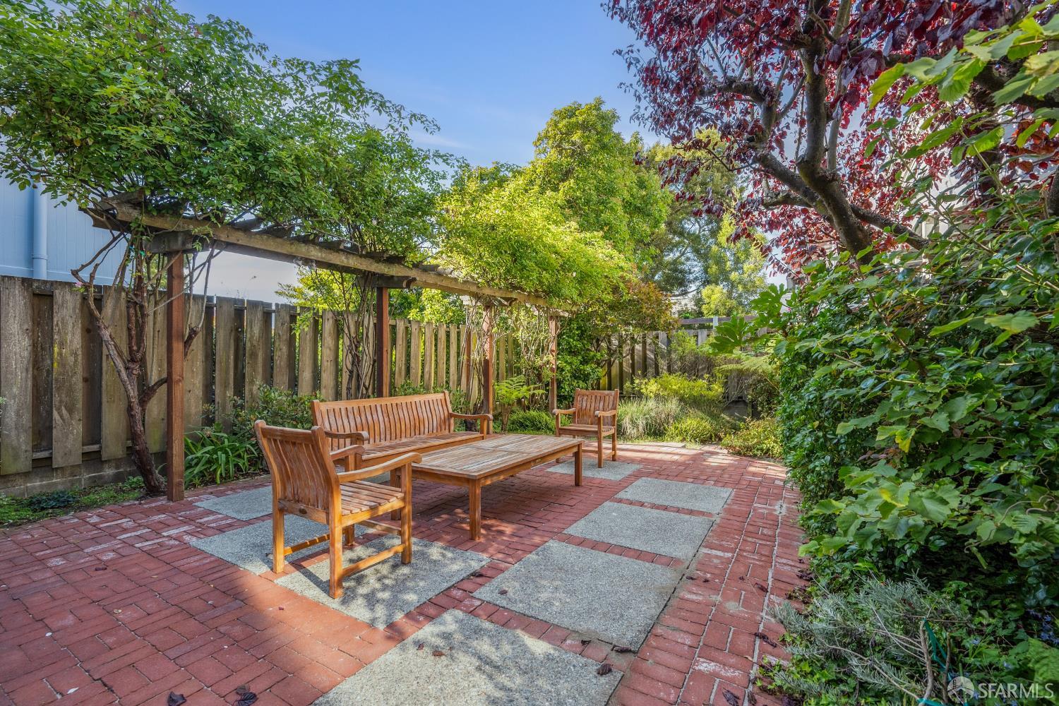 Photo #35: 425071883 Listing: Photo #35
