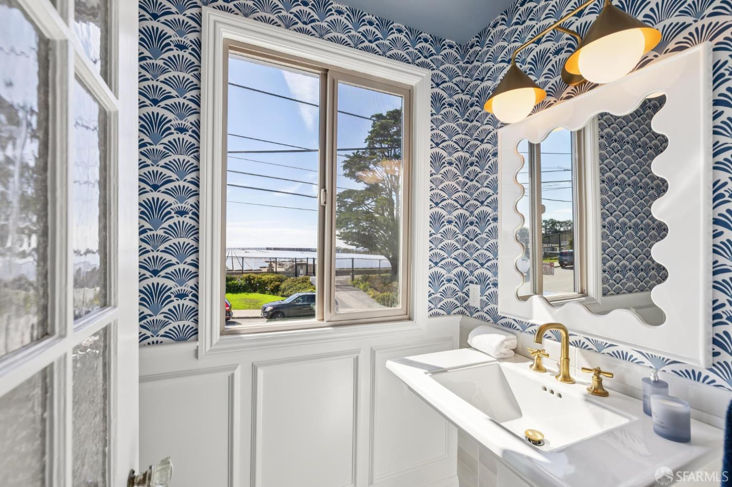 Detail Gallery Image 39 of 84 For 1942 24th Ave, San Francisco,  CA 94116 - 3 Beds | 1/1 Baths