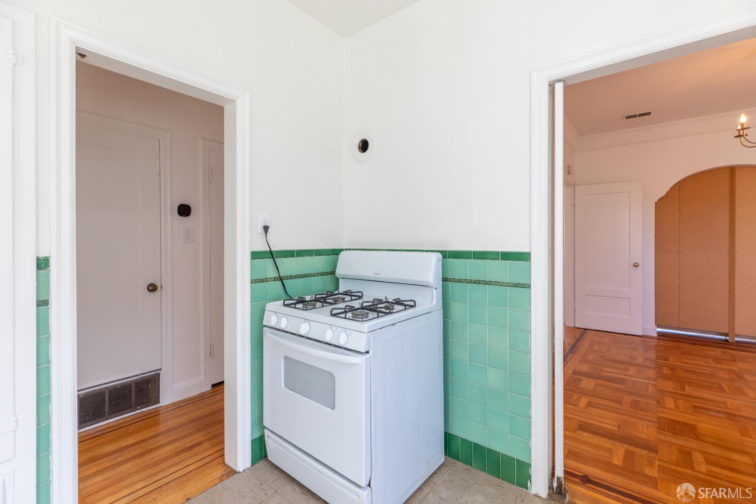 Detail Gallery Image 29 of 91 For 1414 Taraval St, San Francisco,  CA 94116 - – Beds | – Baths