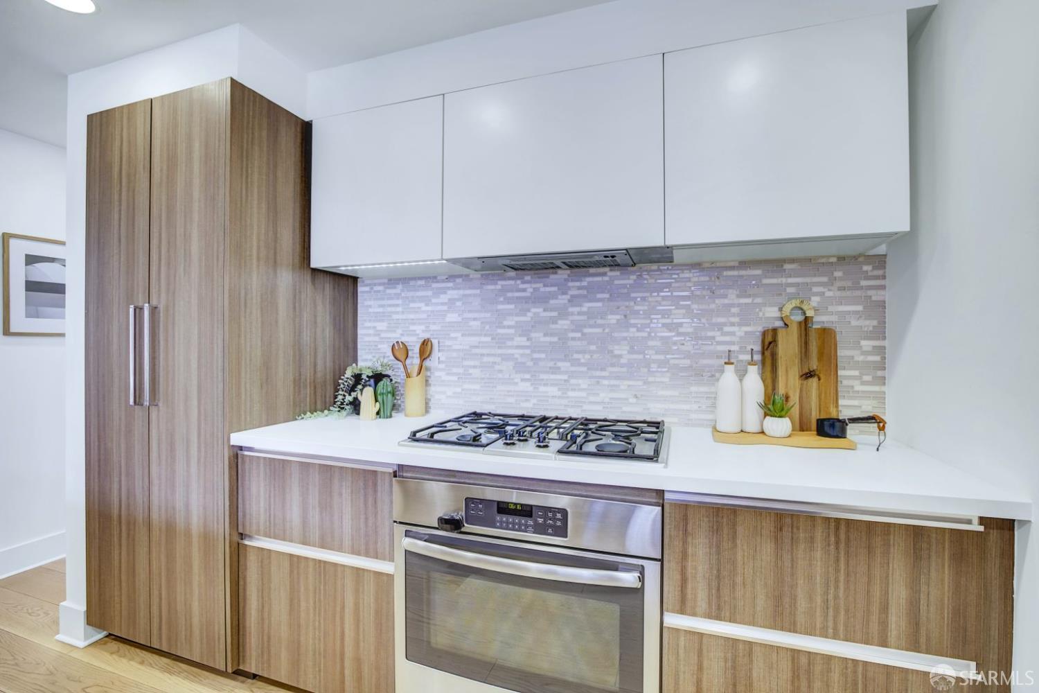 Detail Gallery Image 9 of 27 For 1080 Sutter St #702,  San Francisco,  CA 94109 - 2 Beds | 2 Baths