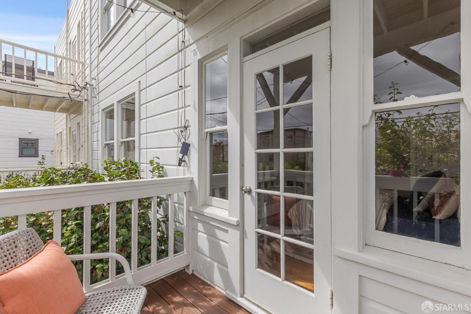Detail Gallery Image 18 of 30 For 3518 Scott St, San Francisco,  CA 94123 - 2 Beds | 1 Baths