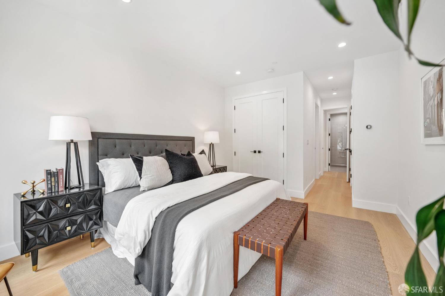 Detail Gallery Image 47 of 68 For 592 Sanchez St, San Francisco,  CA 94114 - 3 Beds | 3/1 Baths