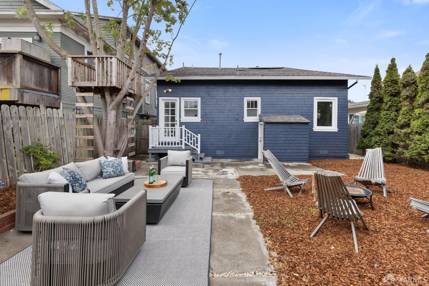 Detail Gallery Image 33 of 35 For 656 60th St, Oakland,  CA 94609 - 6 Beds | 2 Baths