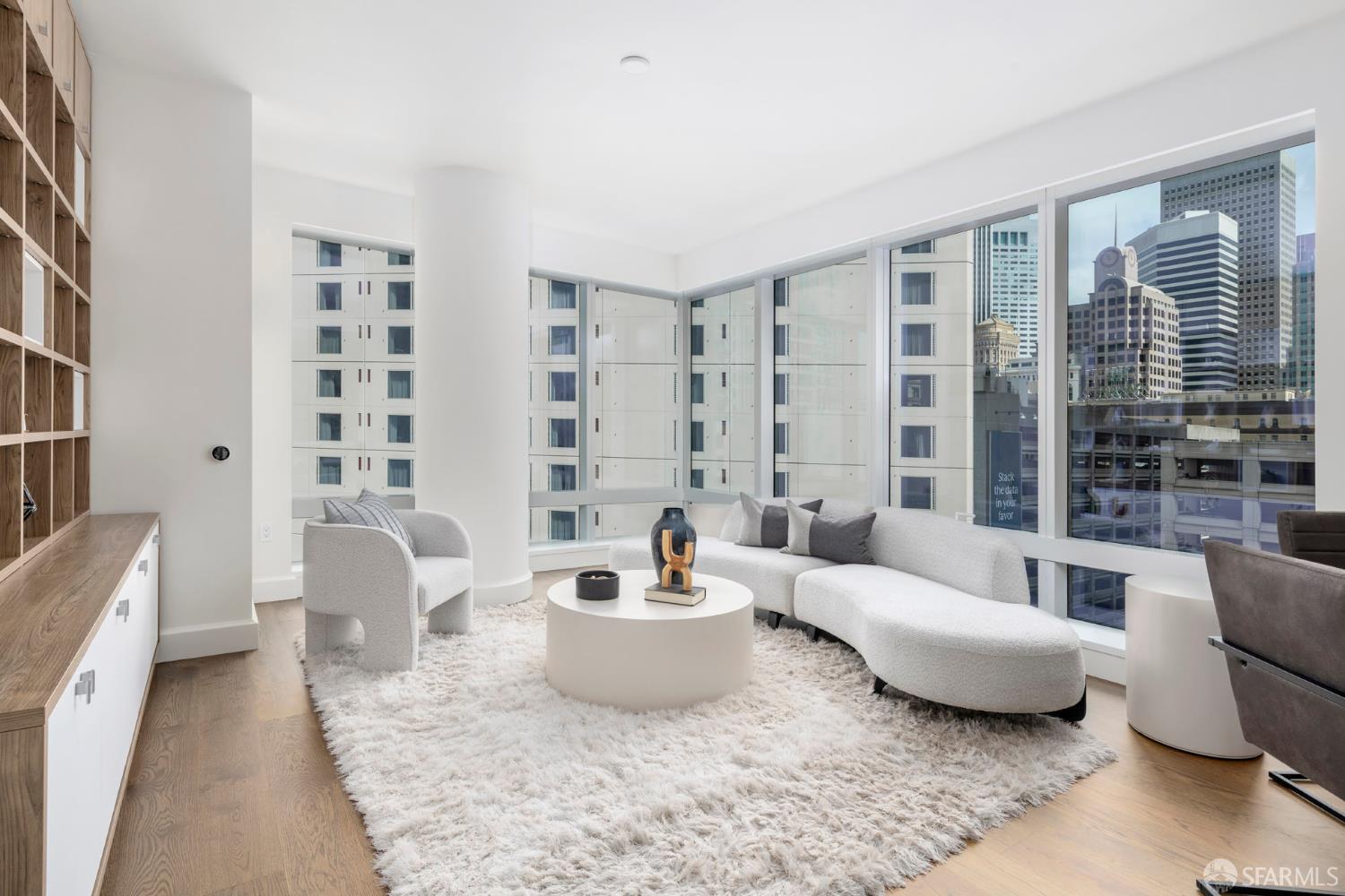 MLS: 425068696 Condo For Sale