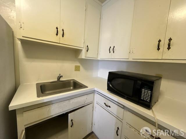Detail Gallery Image 5 of 7 For 3541 Dimond Ave, Oakland,  CA 94602 - – Beds | – Baths