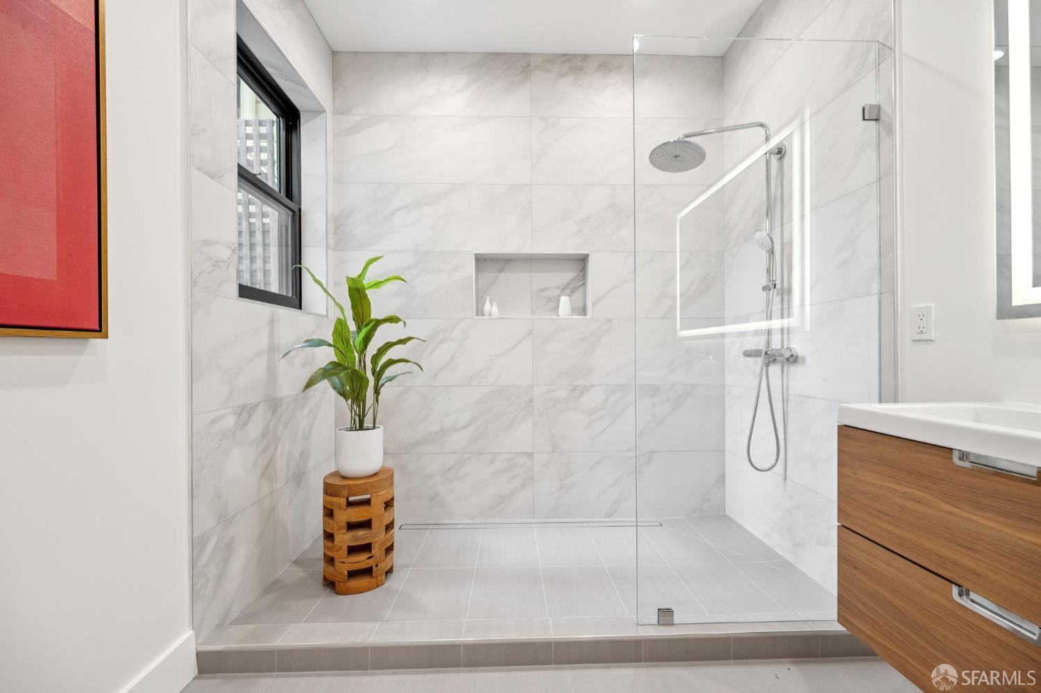 Detail Gallery Image 50 of 68 For 592 Sanchez St, San Francisco,  CA 94114 - 3 Beds | 3/1 Baths
