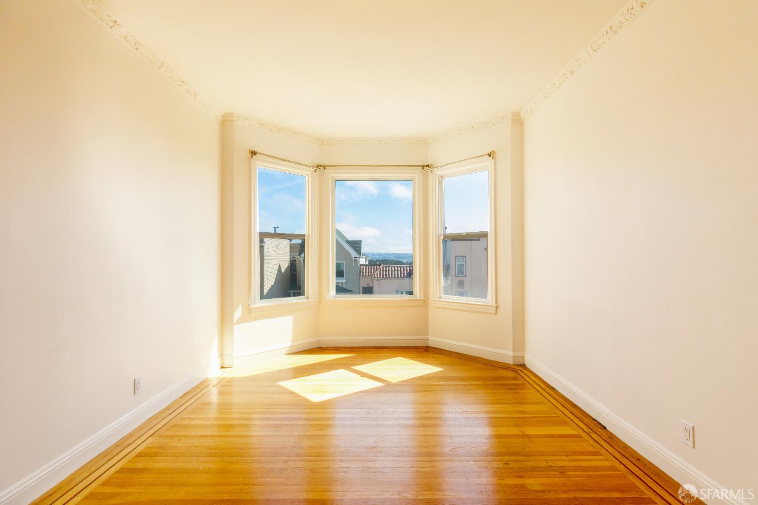 Detail Gallery Image 16 of 91 For 1414 Taraval St, San Francisco,  CA 94116 - – Beds | – Baths