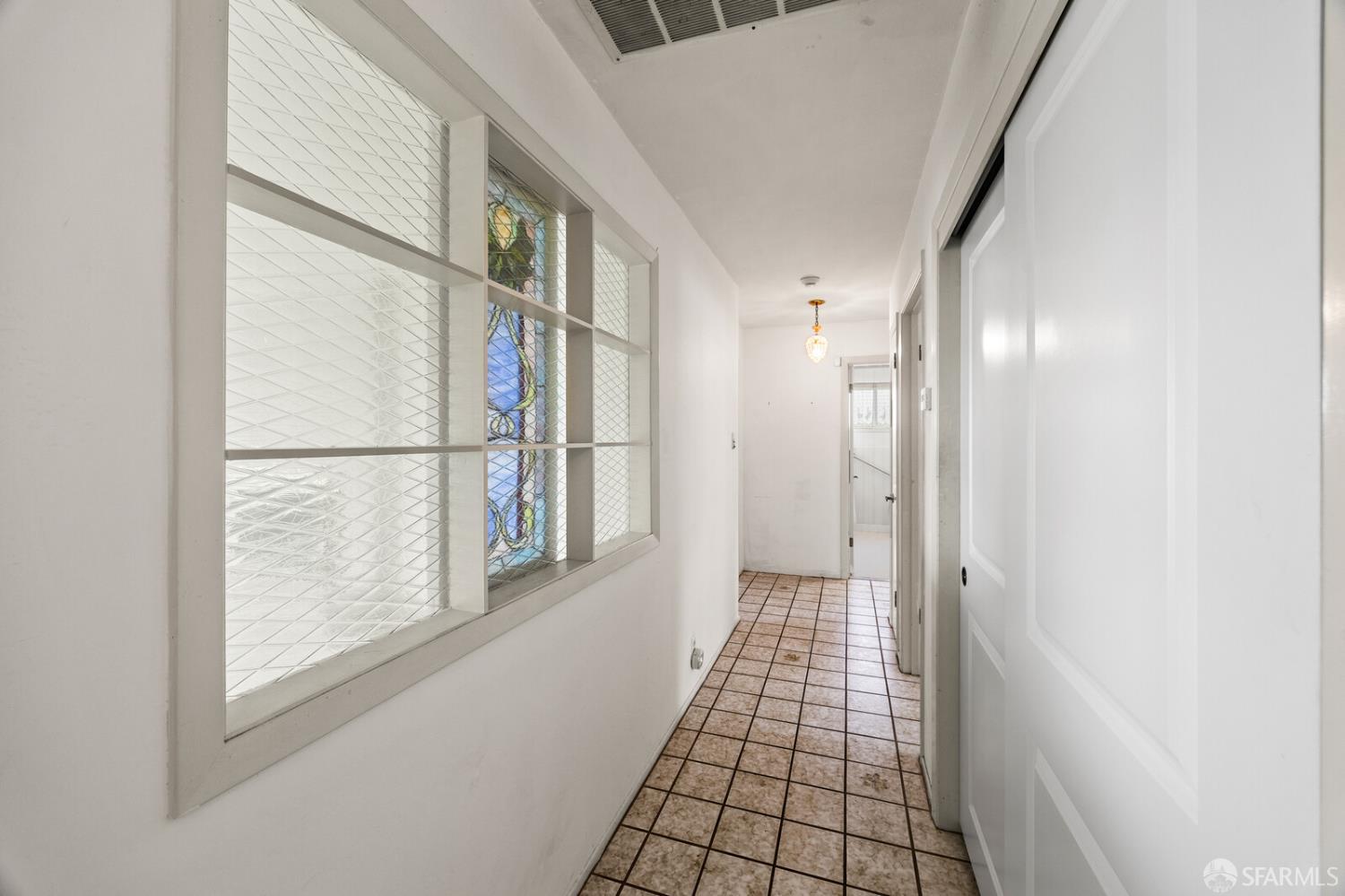 Detail Gallery Image 21 of 32 For 1033 Hewitt Dr, San Carlos,  CA 94070 - 3 Beds | 2 Baths
