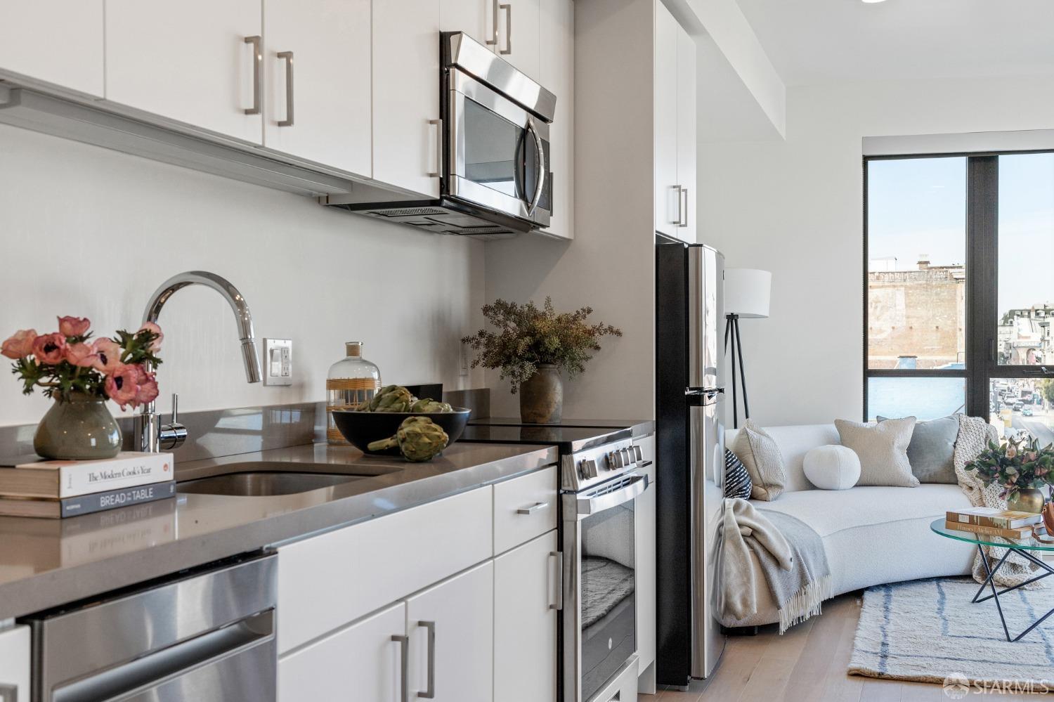 Detail Gallery Image 5 of 12 For 1201 Sutter St #208,  San Francisco,  CA 94109 - 1 Beds | 1 Baths