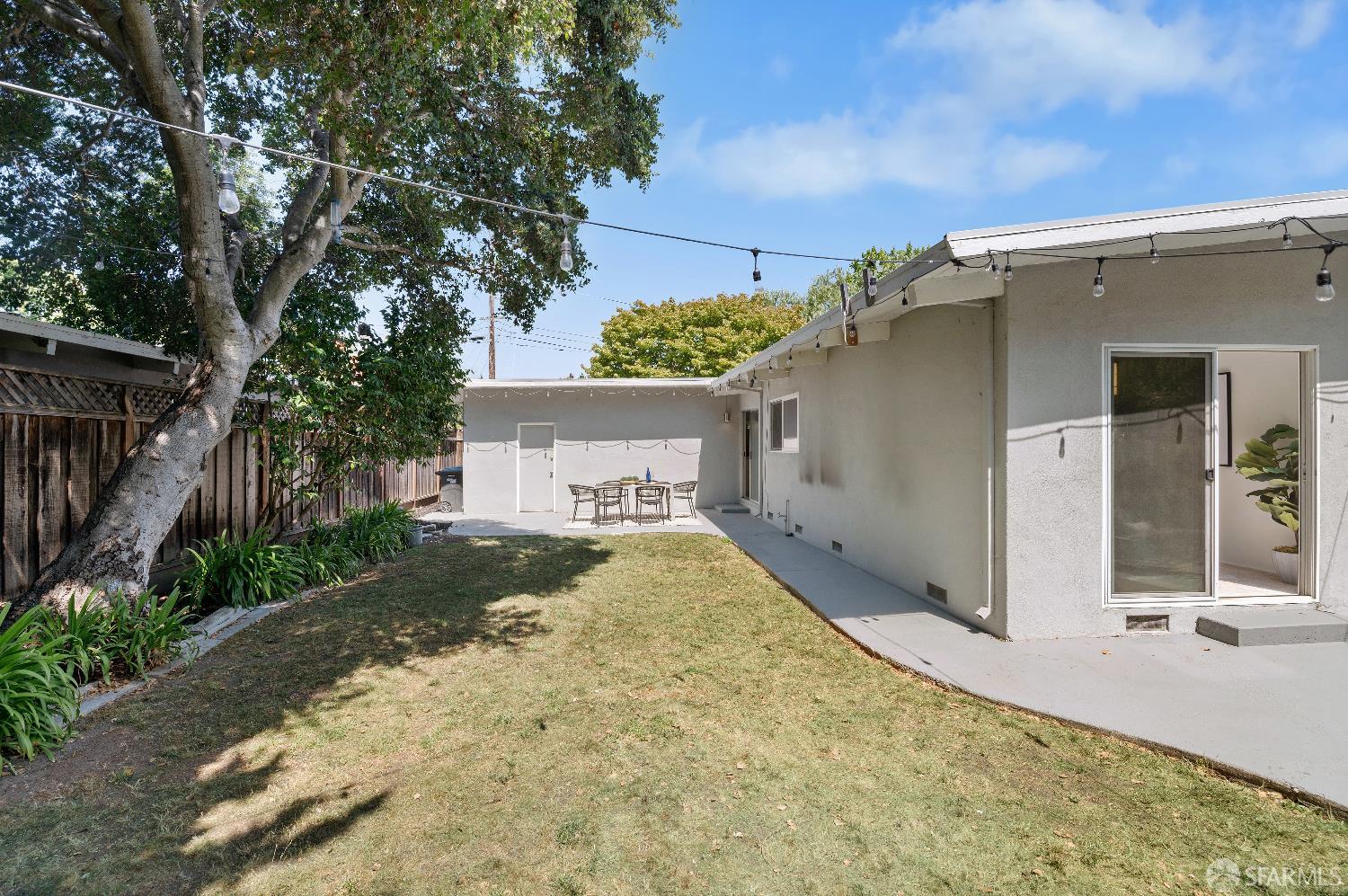 Detail Gallery Image 29 of 33 For 60 Callie Ln, Menlo Park,  CA 94025 - 3 Beds | 2 Baths
