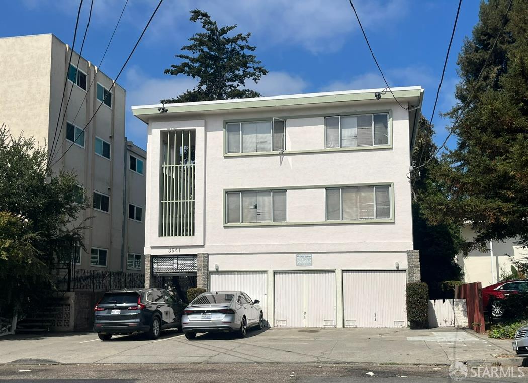 Detail Gallery Image 2 of 7 For 3541 Dimond Ave, Oakland,  CA 94602 - – Beds | – Baths