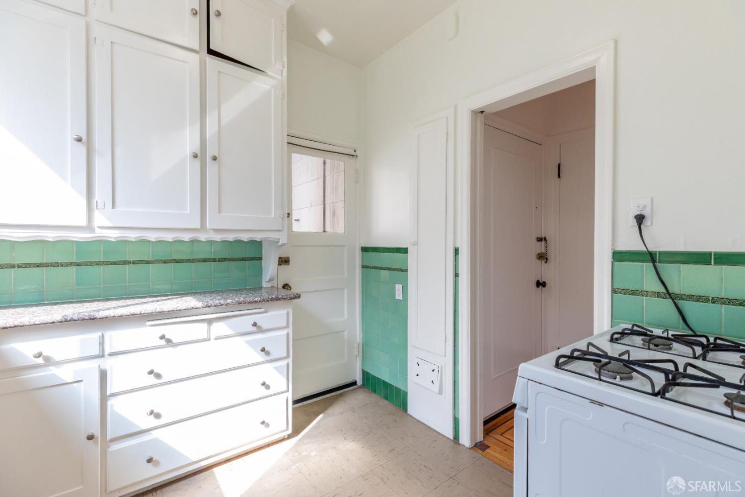 Detail Gallery Image 28 of 91 For 1414 Taraval St, San Francisco,  CA 94116 - – Beds | – Baths