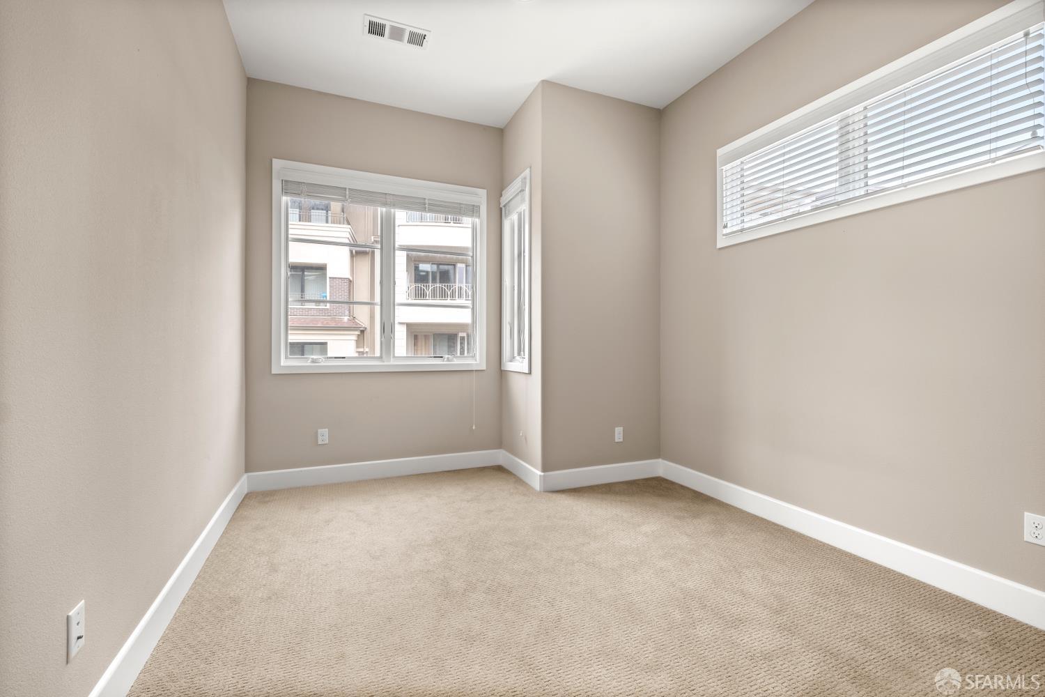 Detail Gallery Image 16 of 29 For 73 Summit Way, San Francisco,  CA 94132 - 3 Beds | 2/1 Baths