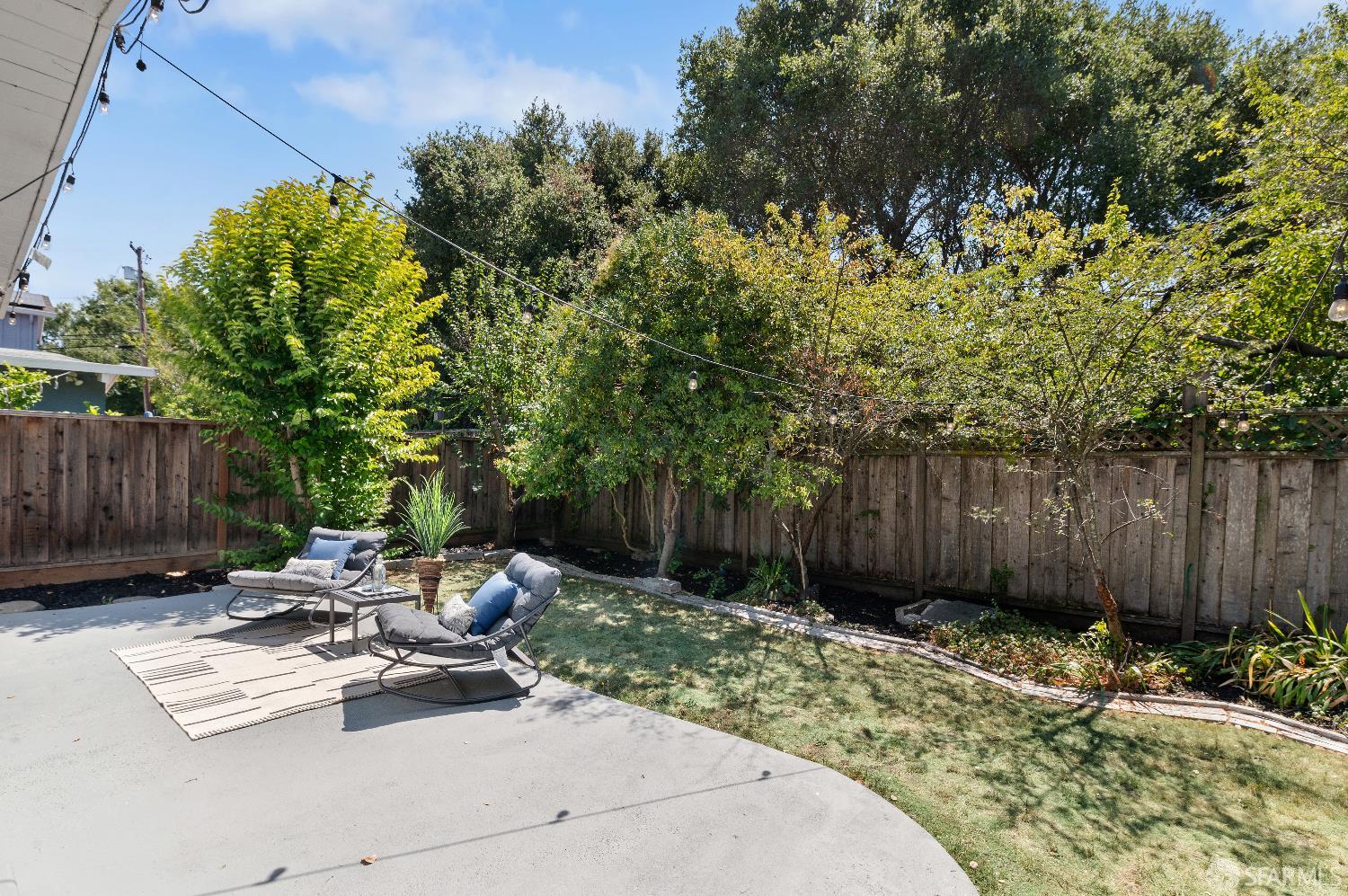 Detail Gallery Image 31 of 33 For 60 Callie Ln, Menlo Park,  CA 94025 - 3 Beds | 2 Baths