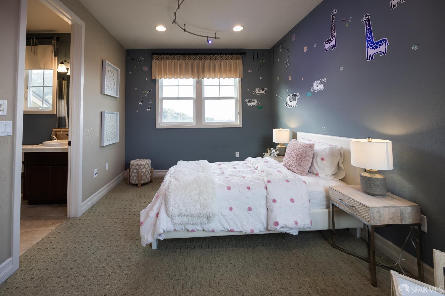 Detail Gallery Image 39 of 67 For 15 Poppy Ct, San Mateo,  CA 94403 - 4 Beds | 4/1 Baths
