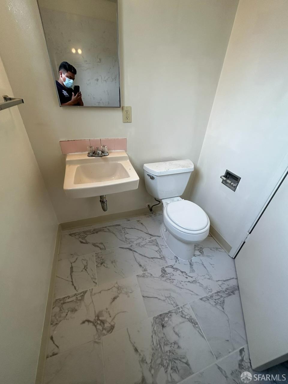Detail Gallery Image 6 of 7 For 3541 Dimond Ave, Oakland,  CA 94602 - – Beds | – Baths