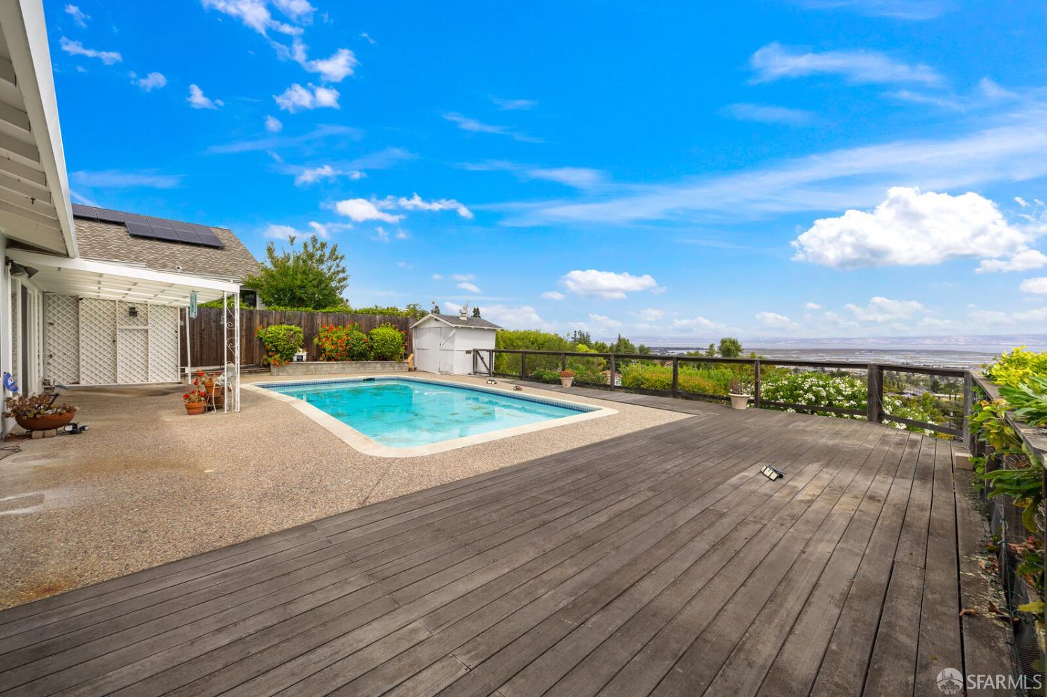 Detail Gallery Image 32 of 32 For 1033 Hewitt Dr, San Carlos,  CA 94070 - 3 Beds | 2 Baths