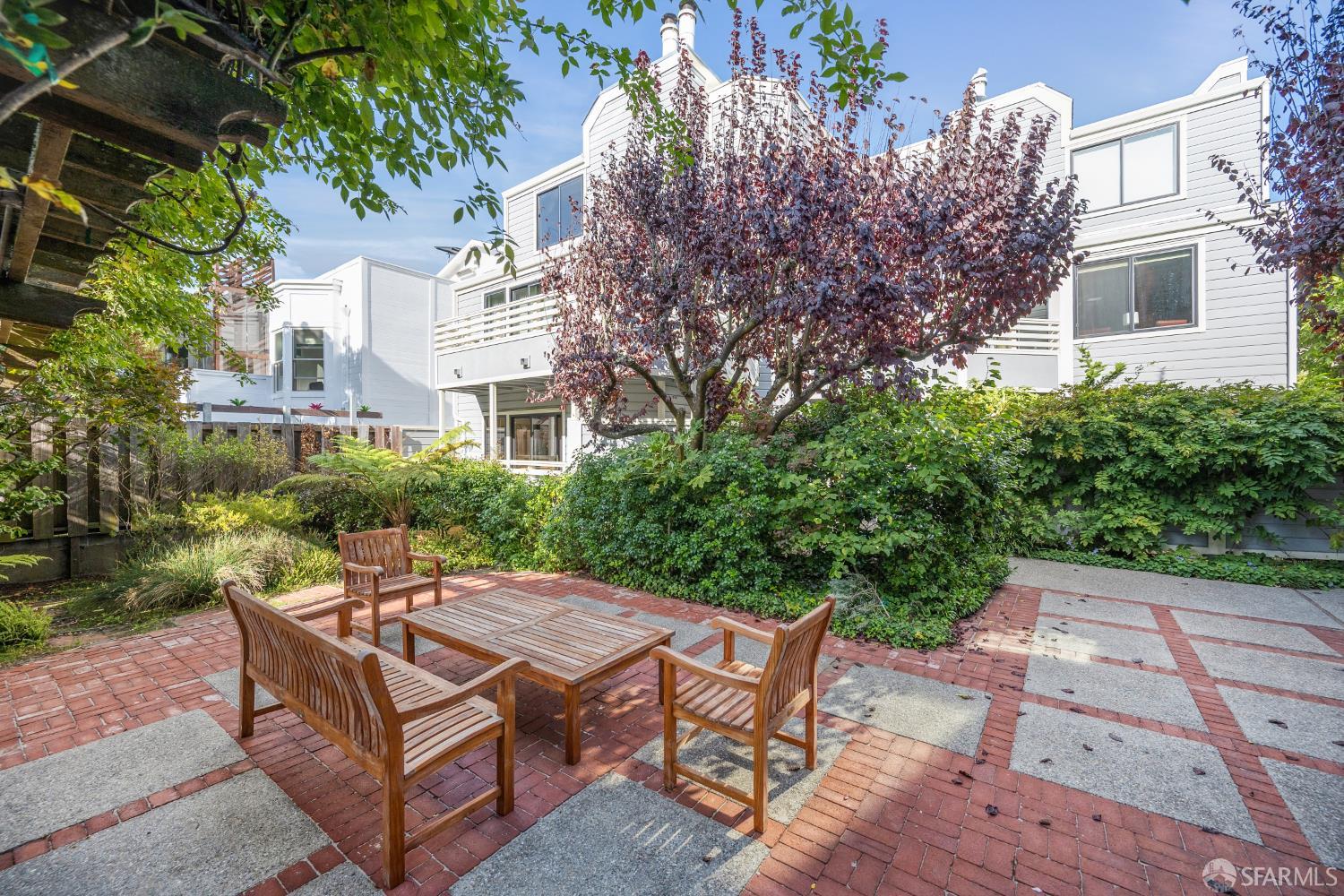 Photo #36: 425071883 Listing: Photo #36