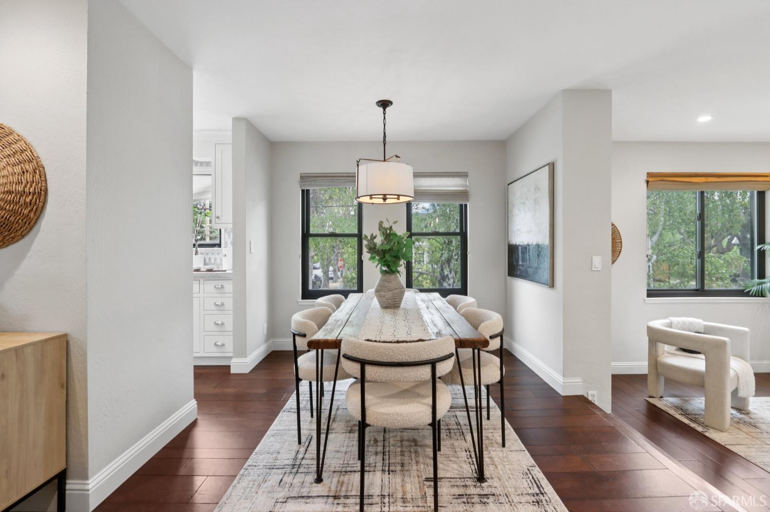 Detail Gallery Image 13 of 47 For 733 Fairfield Rd #8,  Burlingame,  CA 94010 - 2 Beds | 2/1 Baths