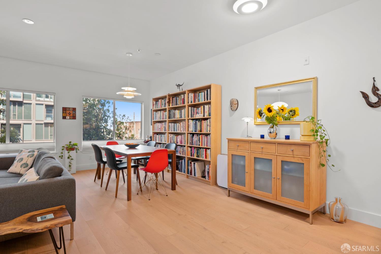 Photo #6: 425072932 Listing 