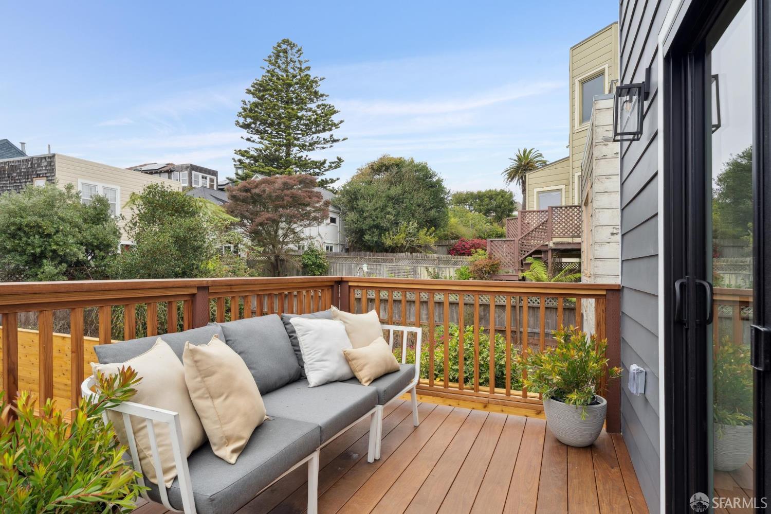 Detail Gallery Image 54 of 93 For 567 45th Ave, San Francisco,  CA 94121 - 4 Beds | 4/1 Baths