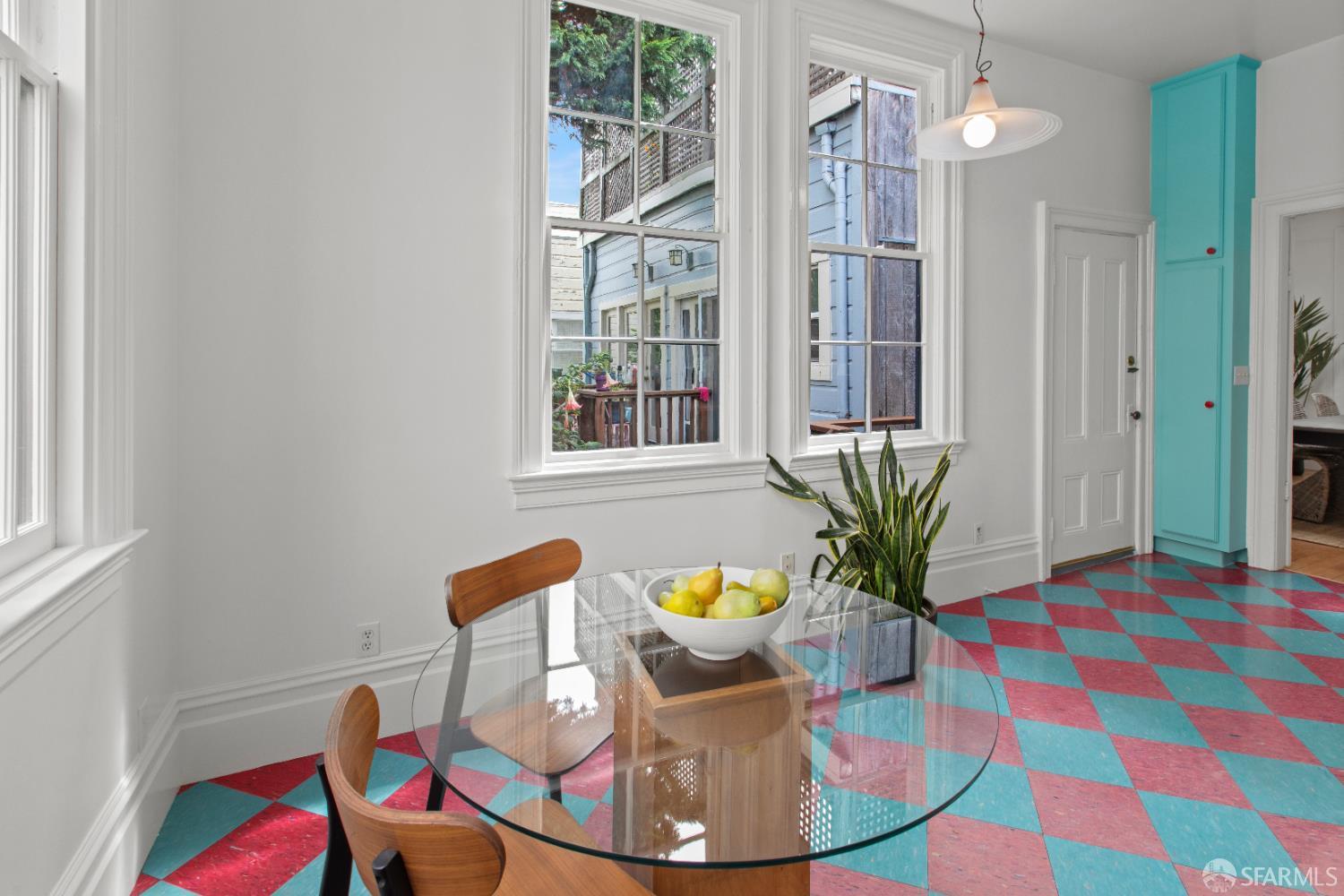 Detail Gallery Image 15 of 63 For 262 Hermann St, San Francisco,  CA 94117 - 2 Beds | 1/1 Baths
