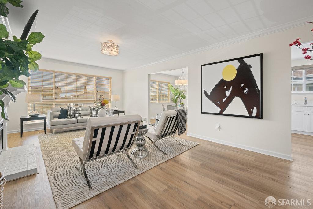 Detail Gallery Image 6 of 34 For 227 Gateway Dr, Pacifica,  CA 94044 - 4 Beds | 3 Baths