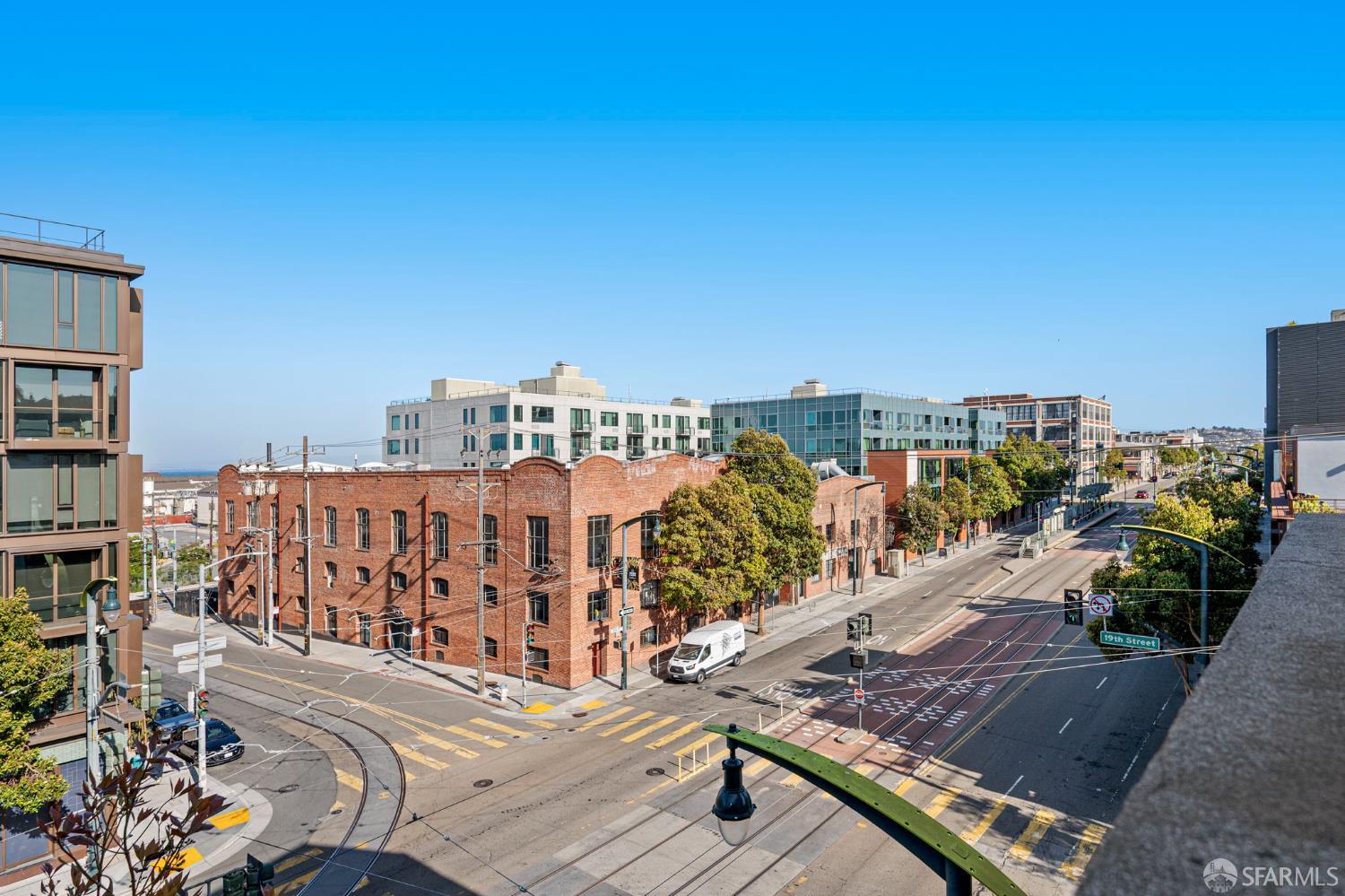 Detail Gallery Image 56 of 68 For 638 19th St #15,  San Francisco,  CA 94107 - 3 Beds | 2/1 Baths